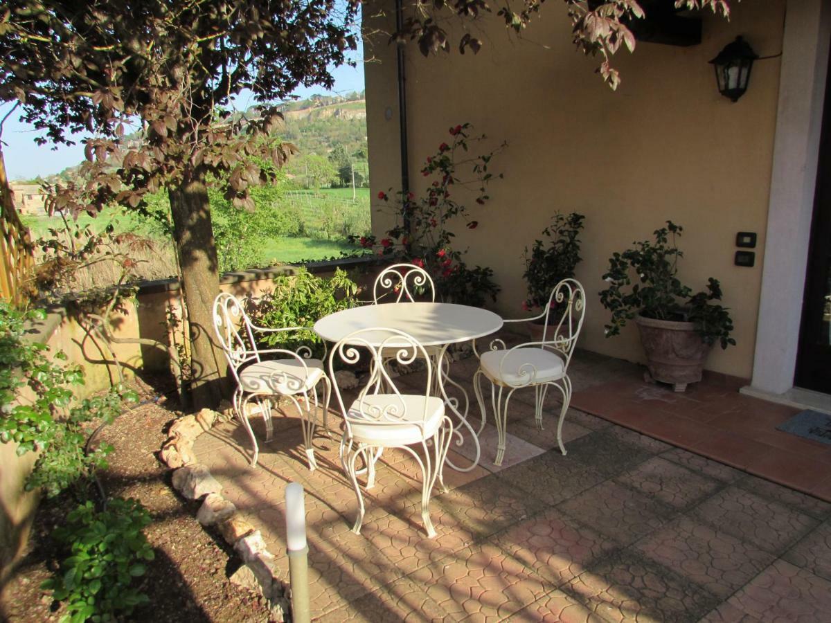 אורביאטו Casa Angolo Delle Rose מראה חיצוני תמונה